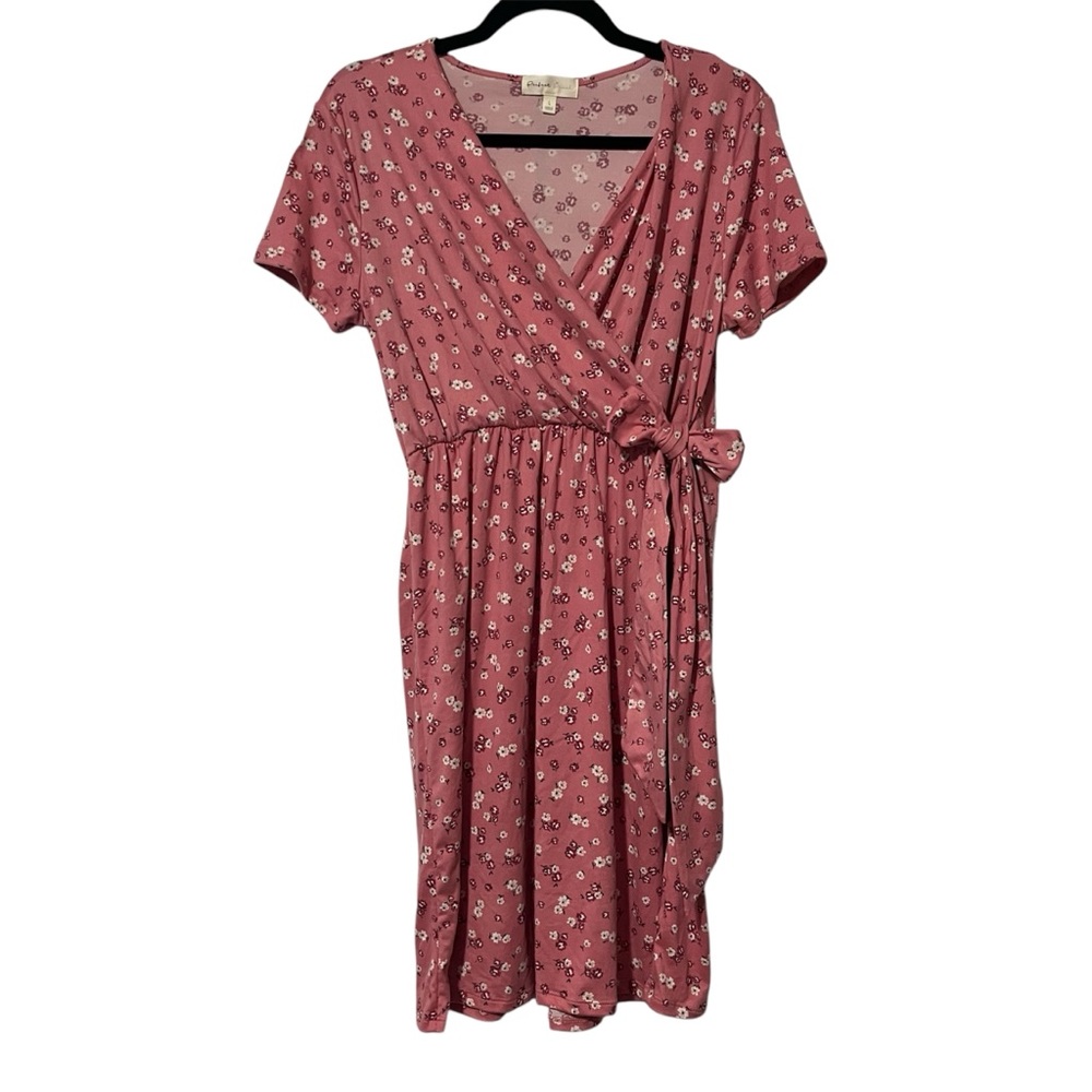 Perfect Peach size large women’s floral faux wrap dress